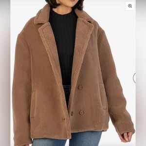 NWT KUT from the Kloth Emilijah Sherpa Coat Jacket Button up Women XS